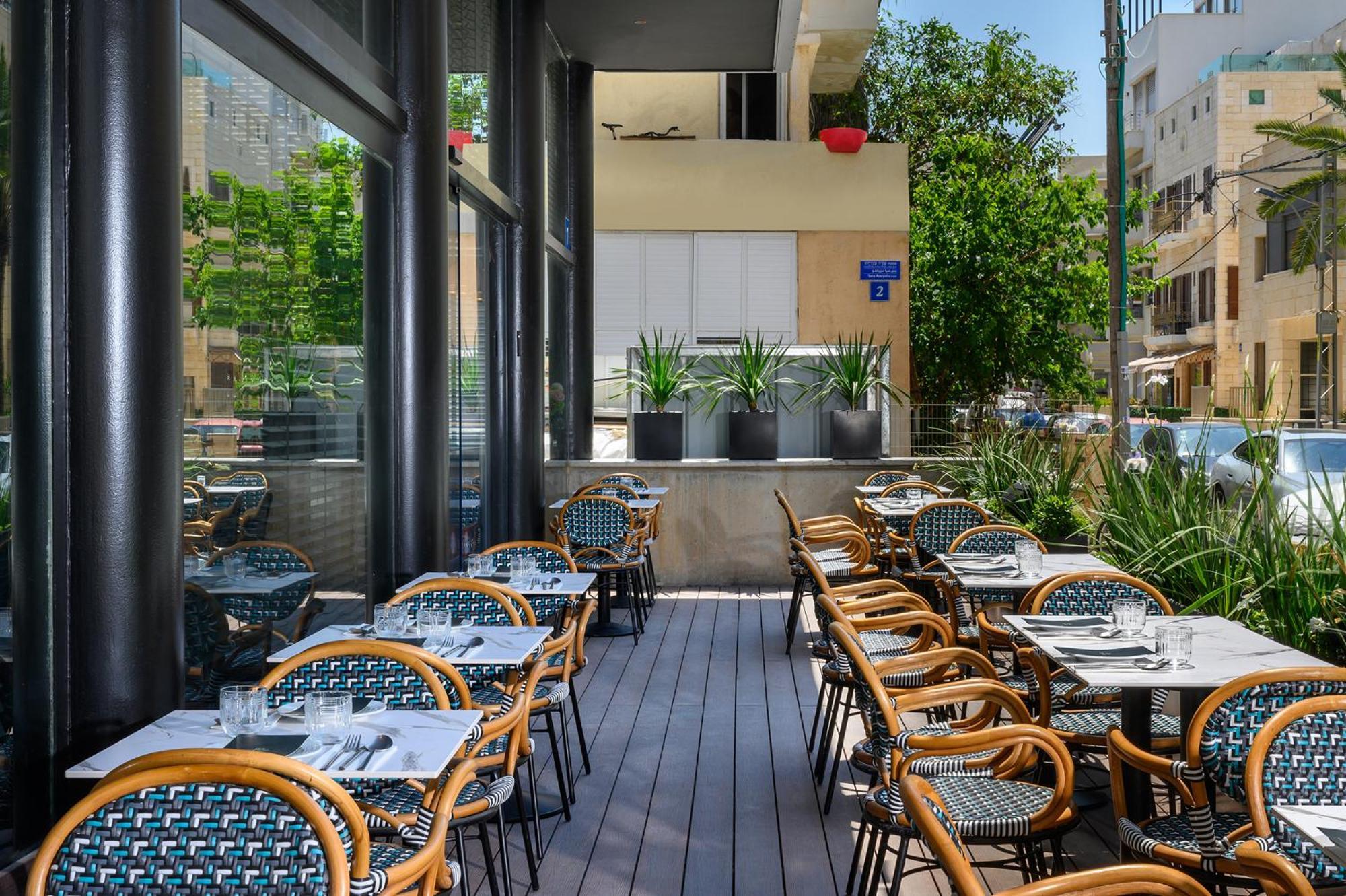 Khách sạn Poli Urban By Afi 3*